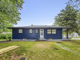 8632 Broadway Dr in Sturtevant, WI - Building Photo