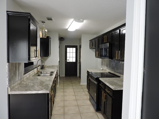 7730 Hunters Green Cir N in Cordova, TN - Building Photo - Building Photo