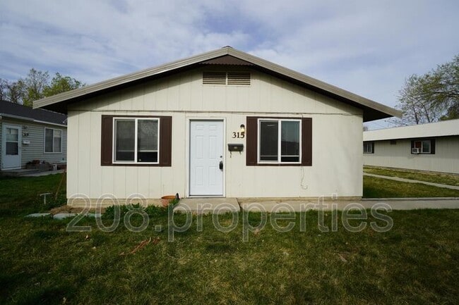 property at 315 Ivy St