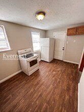 344 Midridge Dr in St. Louis, MO - Building Photo - Building Photo