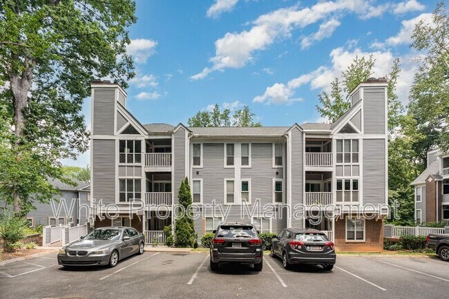 property at 2516 Cranbrook Ln