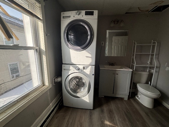 9-11 Kelley Sq in Worcester, MA - Foto de edificio - Building Photo