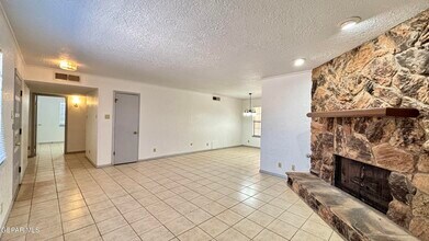 4705 Frankfort Ave in El Paso, TX - Building Photo - Building Photo