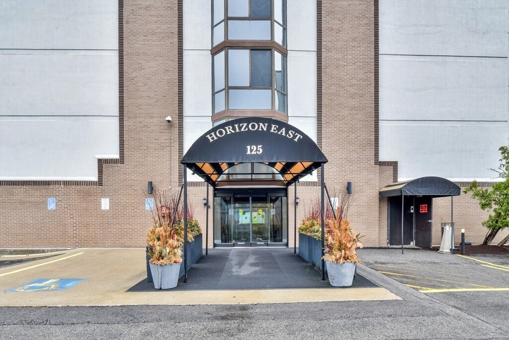 125 Coolidge Ave in Watertown, MA - Building Photo