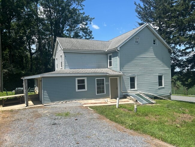 property at 5476 Lincoln Hwy