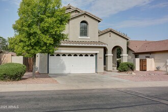 6656 S Classic Way in Gilbert, AZ - Building Photo - Building Photo