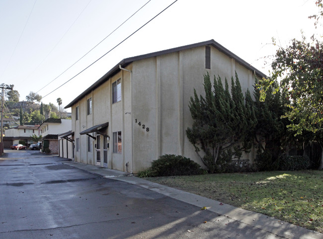 1426-1432 S Juniper St in Escondido, CA - Building Photo - Building Photo