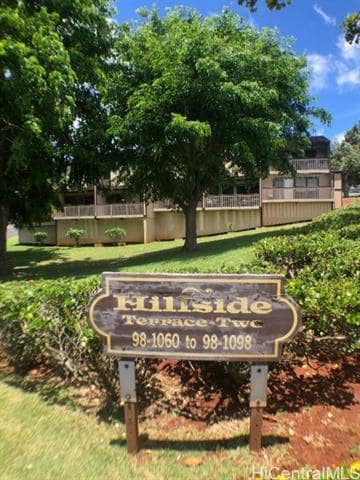 property at 98-1060-1060 Komo Mai Dr