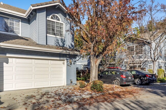 2639 Heritage Park Cir in San Jose, CA - Foto de edificio - Building Photo