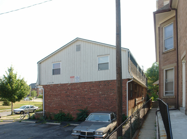 1550 Neil Ave in Columbus, OH - Foto de edificio - Building Photo