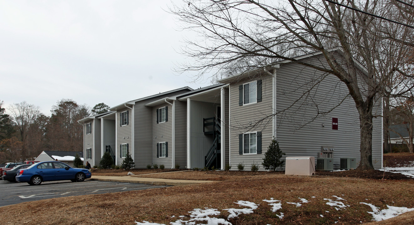 Bailey Place Apartments in Fuquay Varina, NC - Building Photo