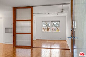 219 3rd Ave in Los Angeles, CA - Building Photo - Building Photo
