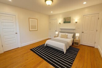 21 Highland St, Unit 2 in Boston, MA - Building Photo - Building Photo