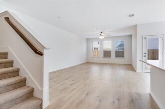 405 Saddle Ln in Denton, TX - Building Photo - Building Photo