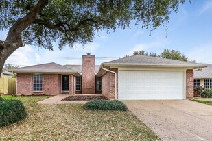 3724 Clear Brook Cir in Fort Worth, TX - Building Photo