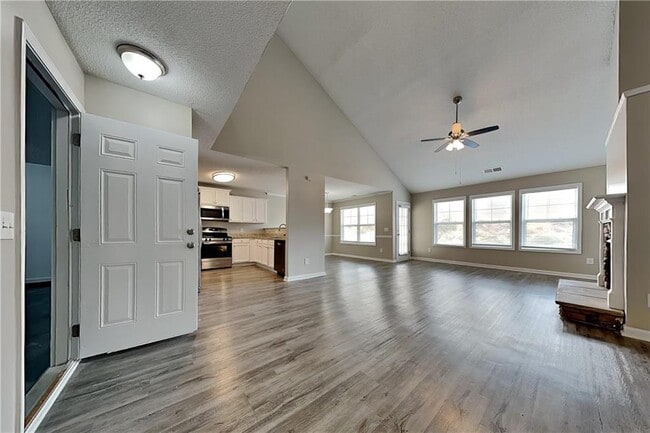 3974 Potomac Walk Ct in Loganville, GA - Building Photo - Building Photo