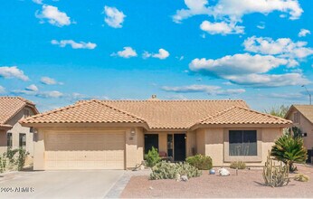 9814 W Menadota Dr in Peoria, AZ - Building Photo - Building Photo