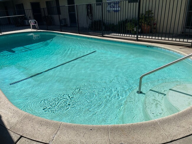 1516 Rock Glen Ave, Unit 1516 Rock Glen Ave