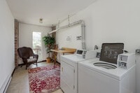 720 Maple Ave photo'