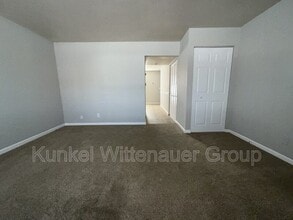 201-4 W Wesley in O'Fallon, IL - Building Photo - Building Photo