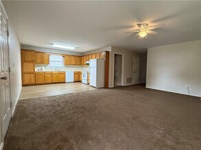 1160 N Boxley Ave in Fayetteville, AR - Building Photo - Building Photo