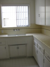 11317 Otsego St, Unit 1 in Los Angeles, CA - Building Photo - Building Photo