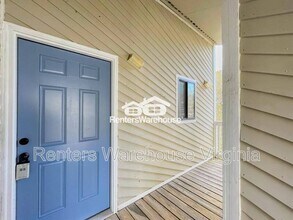 2325 Sea Shell Rd in Virginia Beach, VA - Building Photo - Building Photo