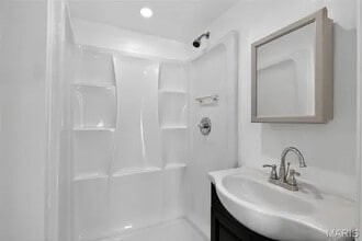 4152 Delmar Blvd in St. Louis, MO - Building Photo - Building Photo