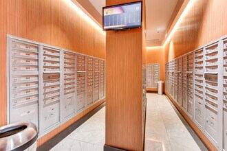 475 K St NW, Unit 919 in Washington, DC - Foto de edificio - Building Photo