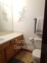 1121 Devon Dr in Papillion, NE - Building Photo - Building Photo