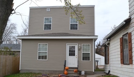 1410 W 12th St, Unit 1410 in Davenport, IA - Foto de edificio