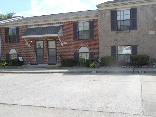 2556 Crusaders Way in Lexington, KY - Building Photo - Building Photo