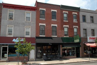 1710 E Passyunk Ave in Philadelphia, PA - Foto de edificio - Building Photo