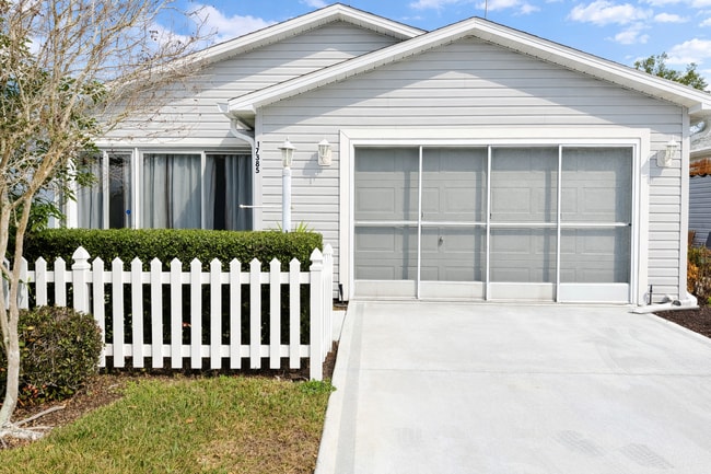 property at 17385 SE 82nd Pecan Terrace