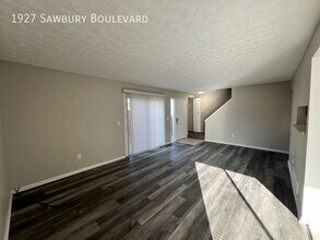 1927 Sawbury Blvd in Columbus, OH - Building Photo - Building Photo