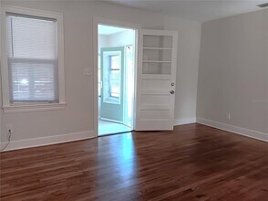 5244 6th Ave N in St. Petersburg, FL - Building Photo - Building Photo