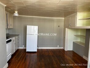 200 Center St in Old Town, ME - Building Photo - Building Photo