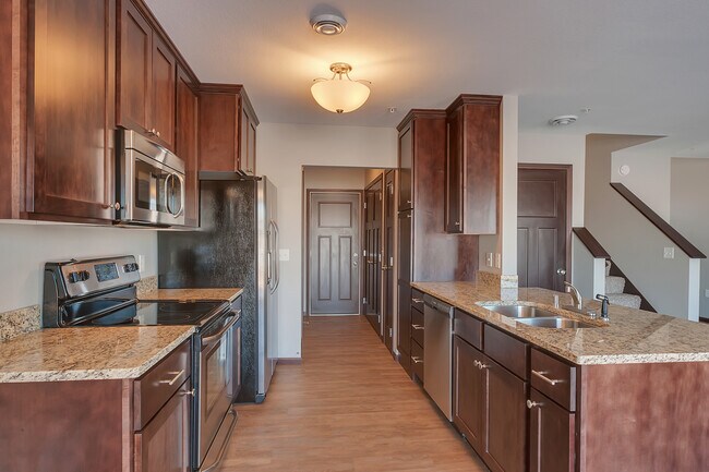 667 Roberts Rd photo'