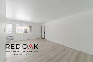 14255 Tyler St, Unit 105 in Los Angeles, CA - Building Photo