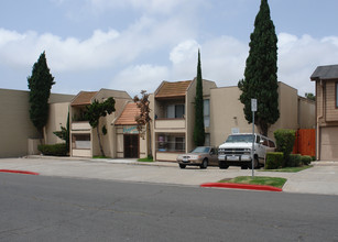 Oregreen in San Diego, CA - Building Photo - Building Photo