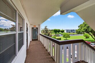 3038 Hythe A in Boca Raton, FL - Foto de edificio - Building Photo