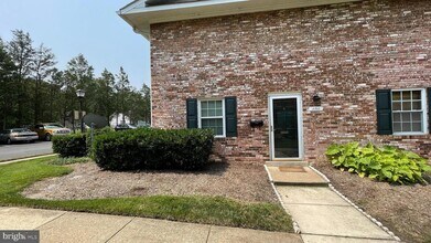 8766 Walutes Cir in Alexandria, VA - Building Photo - Building Photo