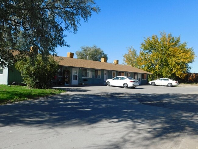 property at 3292 Lombardy Ln