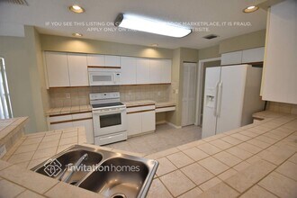 6525 NW 54th Ct in Lauderhill, FL - Building Photo - Building Photo
