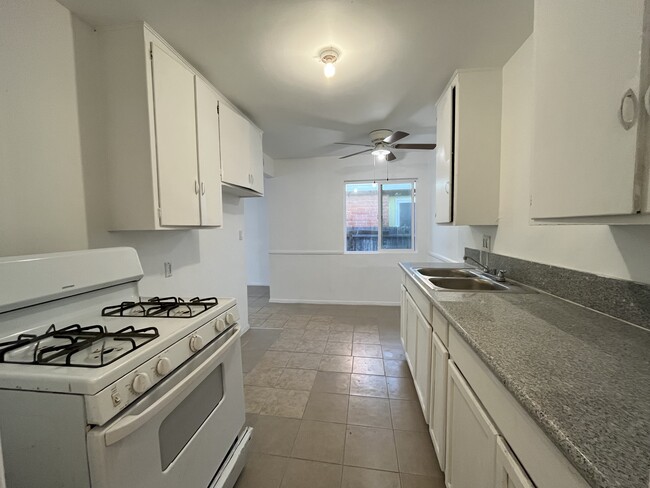 4223 W Broadway, Unit #B