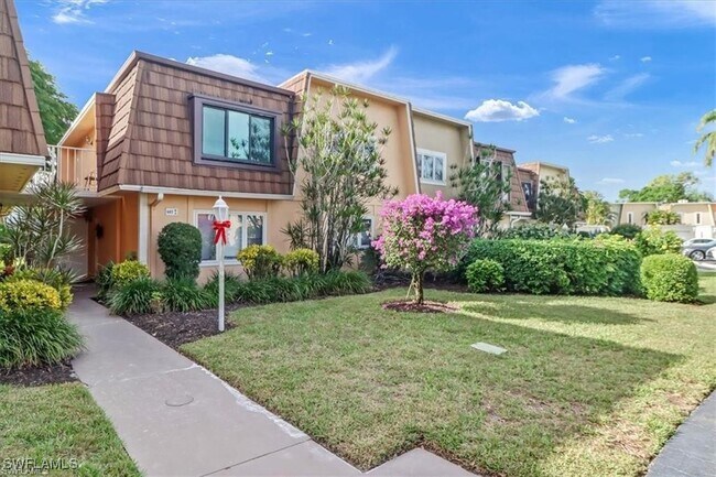 407 Meadowlark Ln in Naples, FL - Building Photo - Building Photo