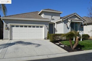 9821 Key W Way in Discovery Bay, CA - Building Photo