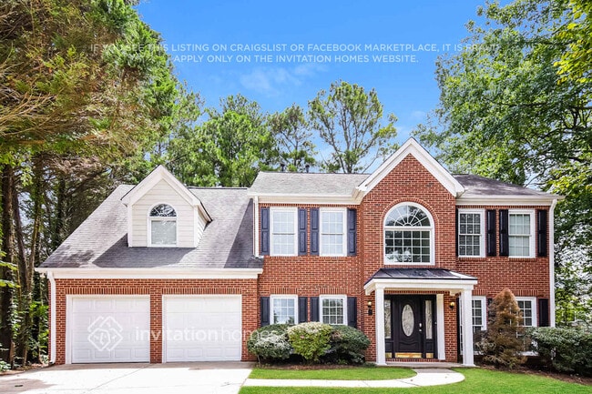 property at 2601 Dreux Ct