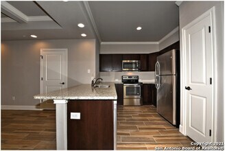 6311 Melanzane Ave in San Antonio, TX - Building Photo - Building Photo