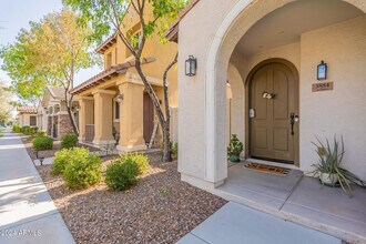 3884 S Posse Trail in Gilbert, AZ - Building Photo - Building Photo